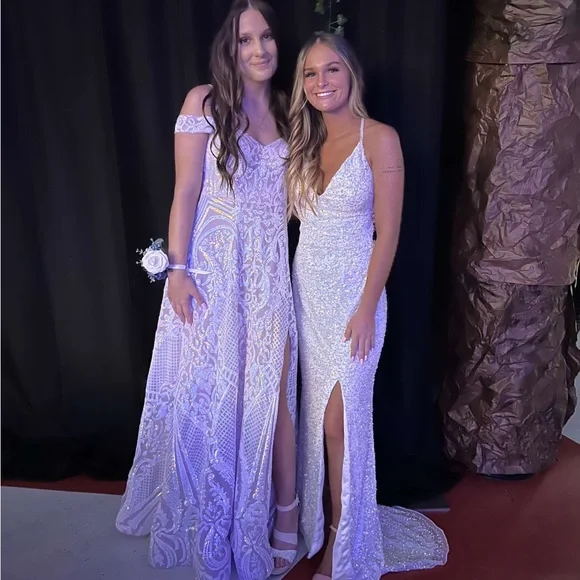 Glitz Dresses | Glitz Prom Dress | Color: Silver/White | Size: 0 | Rileybunce's Closet